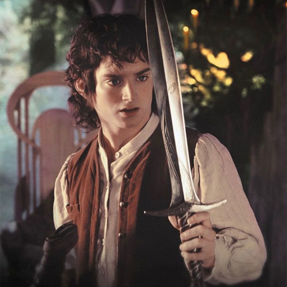 Lord of the Rings Sting inspired sword